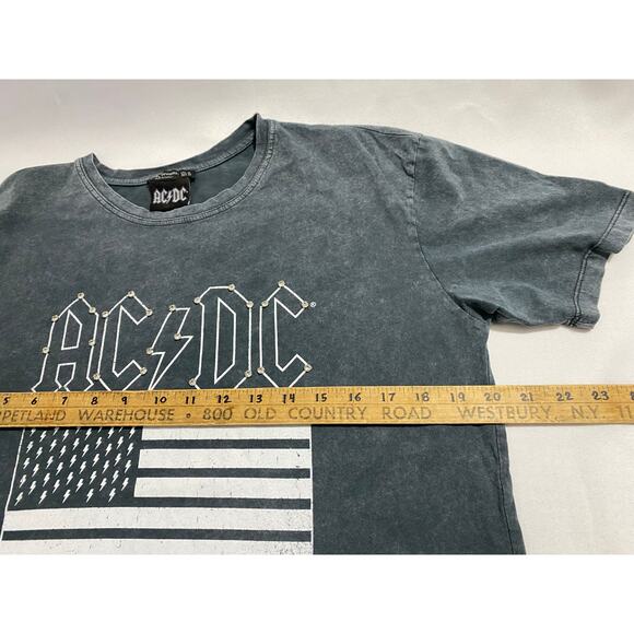 AC/DC Shirt Womens Size XL Gray Short Sleeve *Diamond accents* Stradivarius - Picture 4 of 10